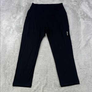 NEW Icebreaker S Wool Stretch Blend Capri Cropped Black Leggings Pockets